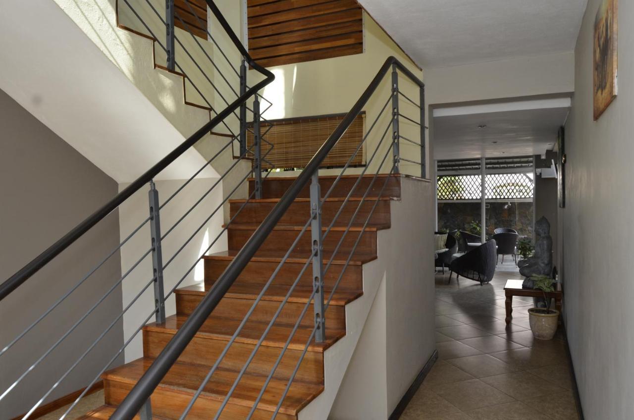 Villa Narmada Grand Baie Exterior photo